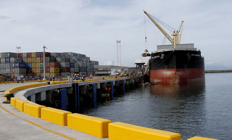 Puerto de Caldera estrena nuevo equipo